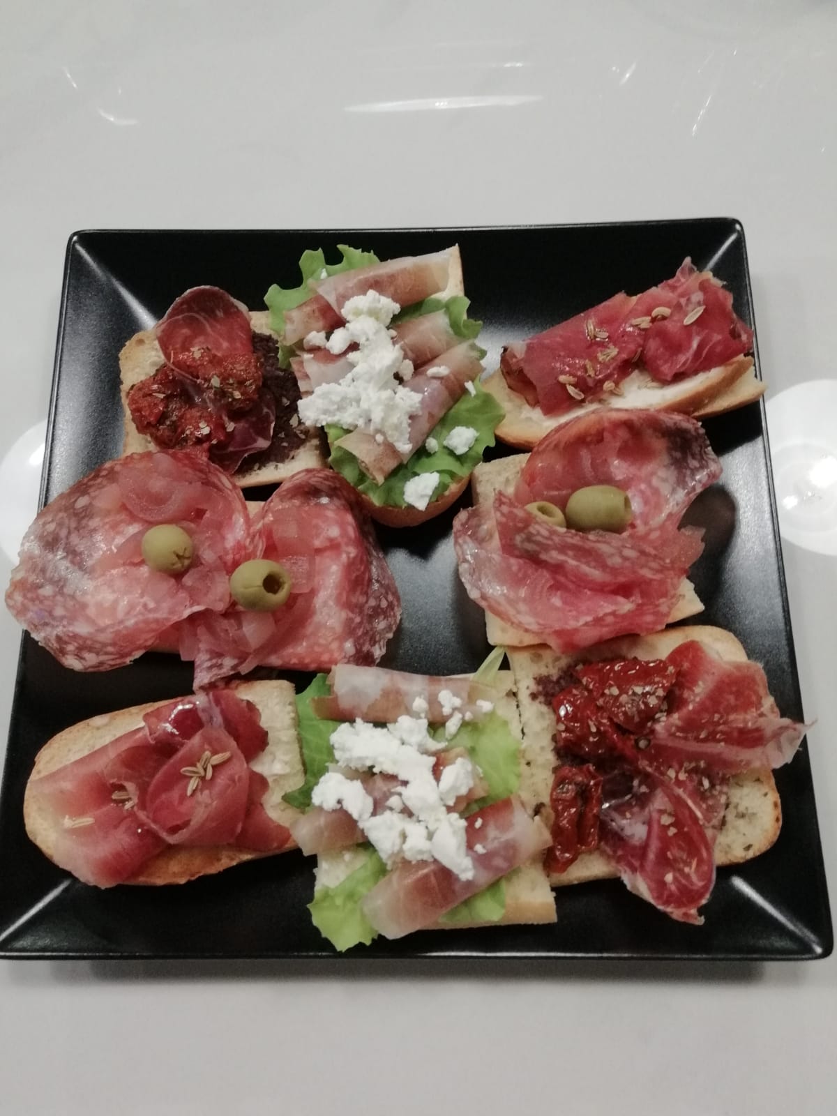 6 CROSTINI MIX APERITIVO